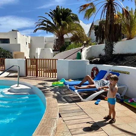 Casa Avalon *